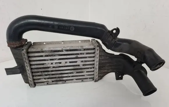 Opel Zafira A Intercooler radiator 24406701