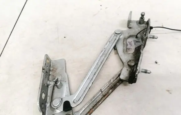 Peugeot 407 Tailgate/trunk/boot hinge ES71