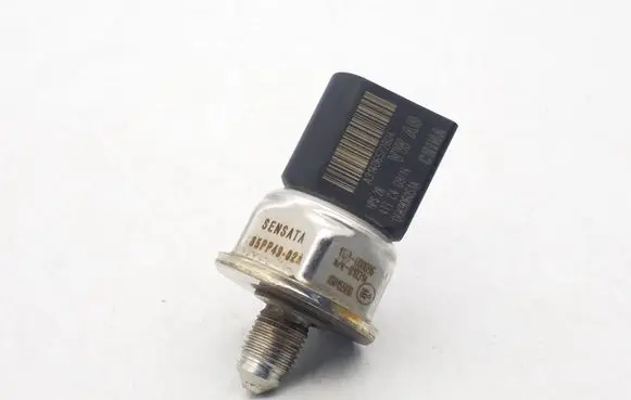 Fuel pressure sensor