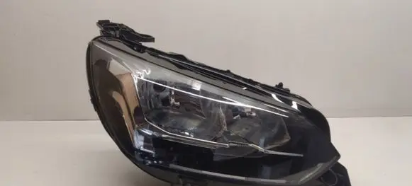 Peugeot 208 Headlight/headlamp 9823193880