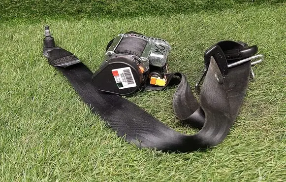 Ford Focus Front seatbelt BM5161295AEW 625756000