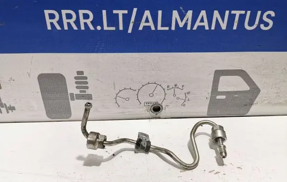 Volvo V60 Fuel line pipe