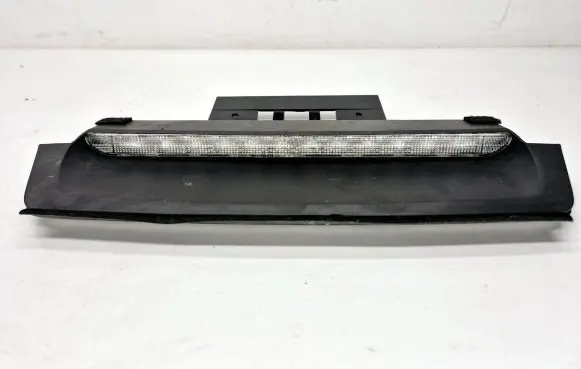 Volvo S60 Third/center stoplight 8641732