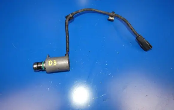 Volvo XC60 Camshaft vanos timing valve 30757801