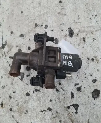 Mercedes-Benz Vito Viano W638 Coolant heater control valve 1147412047