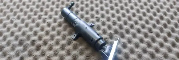 Jaguar XF Headlight washer spray nozzle 16732902 8WT00961102 239292