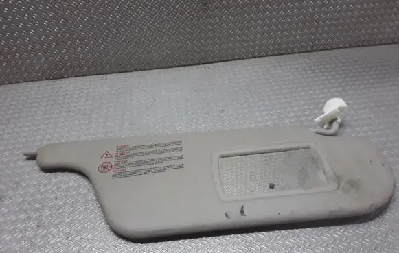 Renault Clio III Sun visor