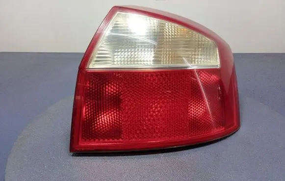 Audi A4 S4 B6 8E 8H Rear/tail lights 8E0945096