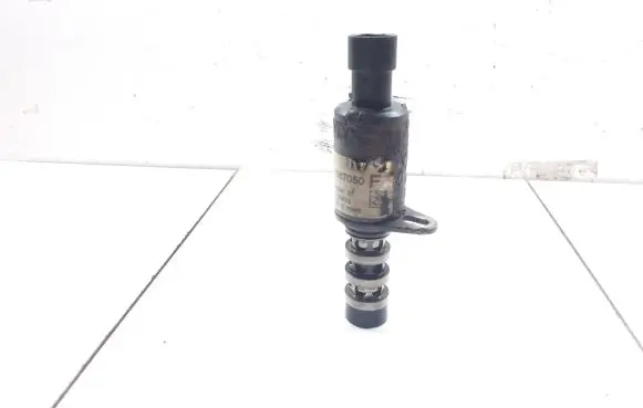 Opel Insignia A Camshaft vanos timing valve 55567050 34755502
