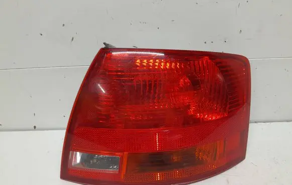 Audi A4 S4 B7 8E 8H Rear/tail lights 8E9945096E 484062 484062R