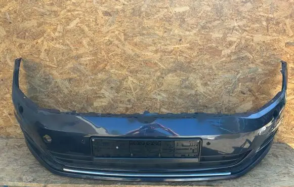 Volkswagen Golf VII Front bumper 5G0807221