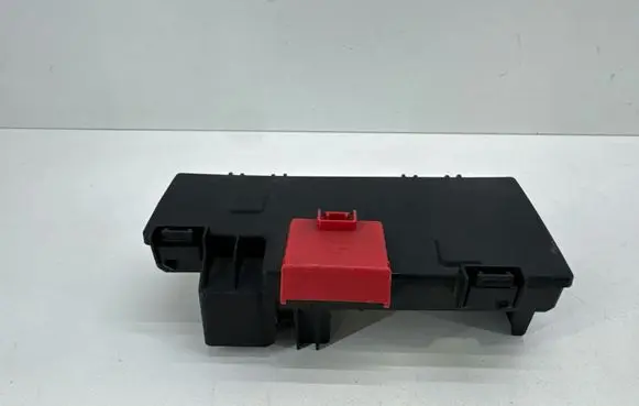 Ford Ecosport Fuse module HU5T14A094FB