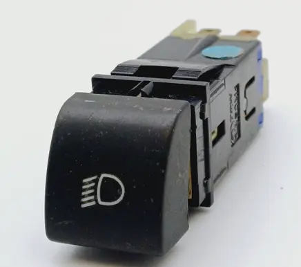 Fog light switch