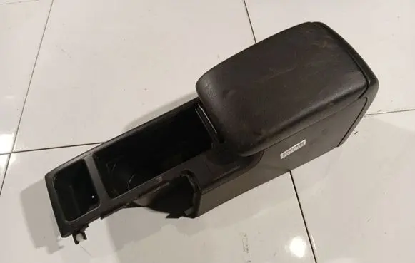 Subaru Legacy Armrest