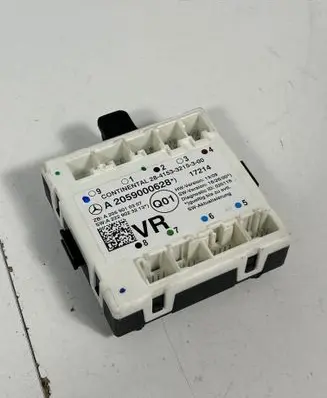 Mercedes-Benz GLC C253 Door control unit/module A2059000628