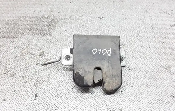 Volkswagen Polo Tailgate/trunk/boot lock/catch/latch 6Q6827505B
