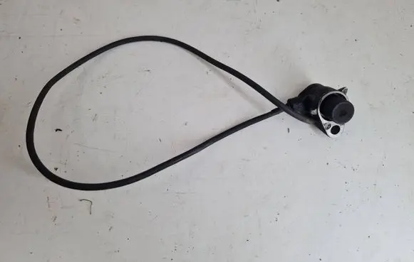 Volkswagen PASSAT B6 Crankshaft position sensor 0281002223 200313
