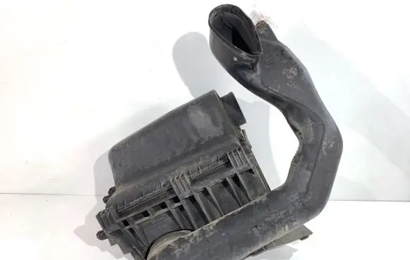 Volkswagen II LT Air filter box 