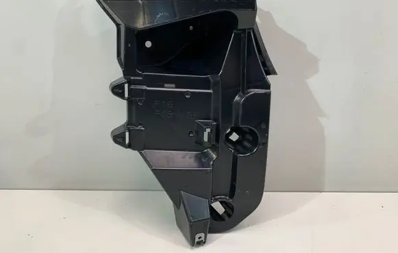 BMW X6 F16 Bumper support mounting bracket corner 7338285