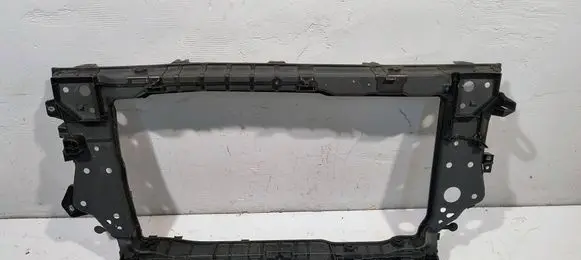 Renault Captur II Radiator support slam panel 625009677R