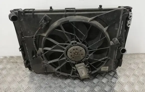 BMW 3 E90 E91 Radiator set 7563259