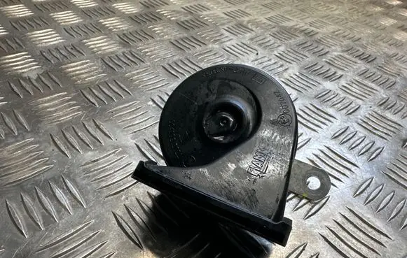 Ford Kuga II Horn signal E3007042