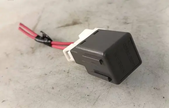 Renault Kadjar Other relay 24330C9900