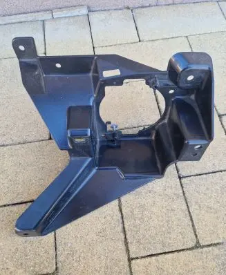 Ford Fusion II Fog light bracket DS7315266AA