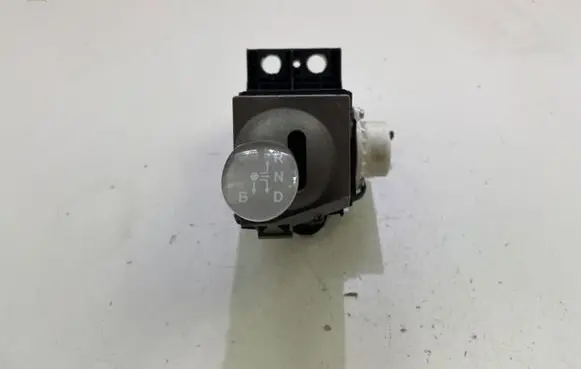 Toyota Prius (XW20) Gear shift switch/knob 8945147030