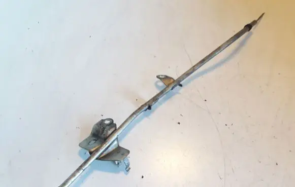 Toyota Avensis T250 Oil level dip stick 