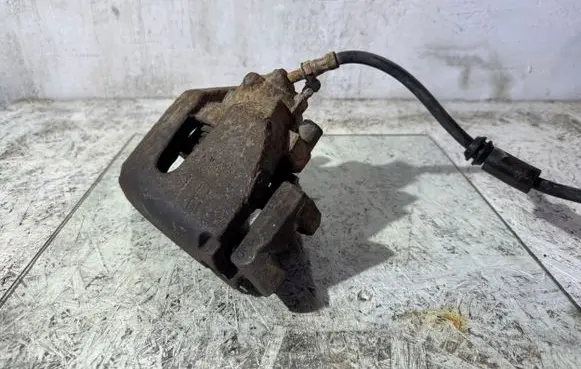 Volvo V50 Front brake caliper