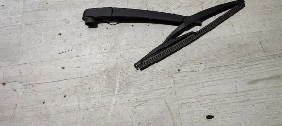 Peugeot 2008 I Rear wiper blade 330L