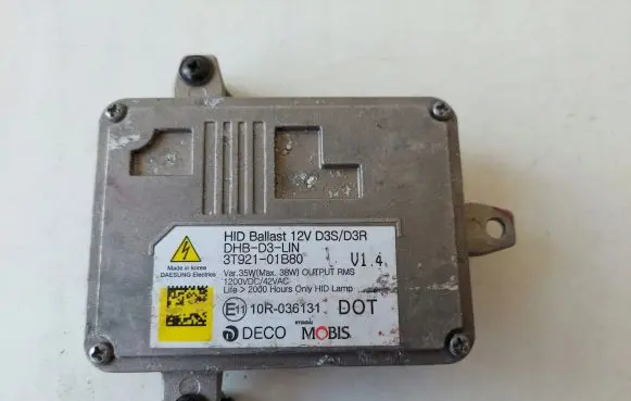 Hyundai Santa Fe Xenon control unit/module 3T92101B80