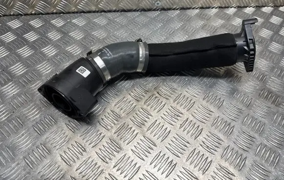 Volkswagen Arteon Intercooler hose/pipe 05L131111F 301260 014399A
