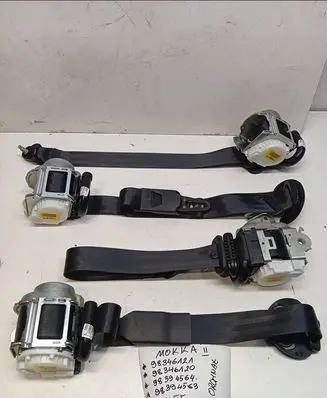 Set of seat belts