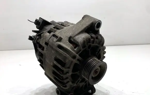 Ford Fiesta Generator/alternator AV6N10300HA