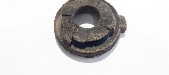 Renault Laguna II Front coil spring rubber mount 