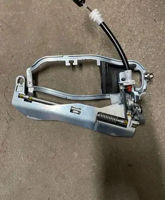 BMW X5 E53 Front door soft close latching motor 