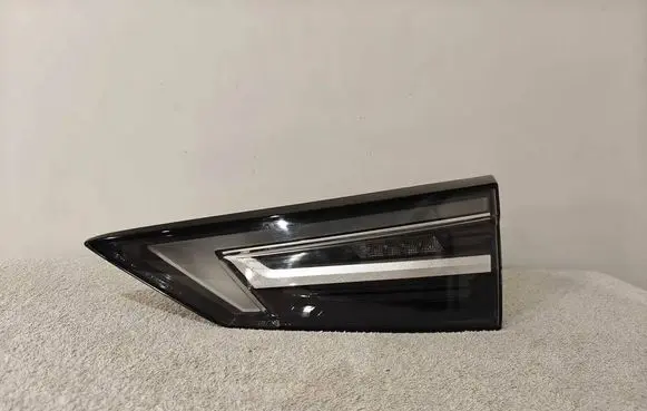Nissan Qashqai J12 Tailgate rear/tail lights 26550HN22A 2BSD3053 00135419S85