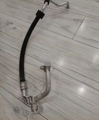 Land Rover Discovery Sport Air conditioning (A/C) pipe/hose GJ32-19N602-BA