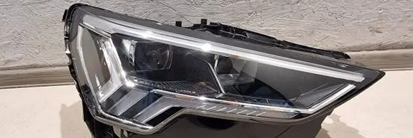 Audi Q3 F3 Headlight/headlamp 83A941034 83A941033 1090025