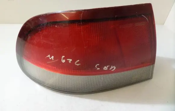 Mazda 626 Rear/tail lights 91012
