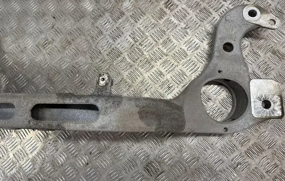 Volkswagen Touareg II Front subframe 7P0199207A 7P0199207