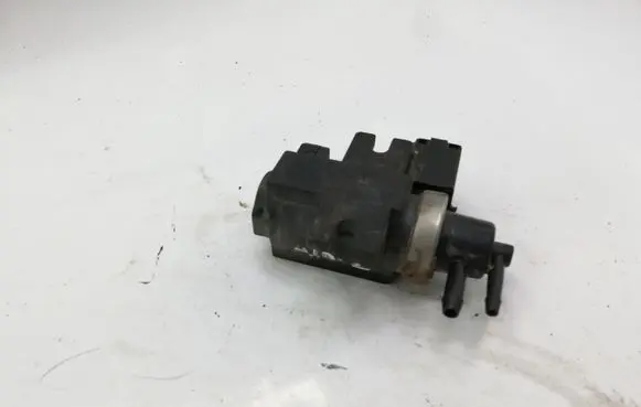 Mitsubishi Space Star Turbo solenoid valve 830009 18102703