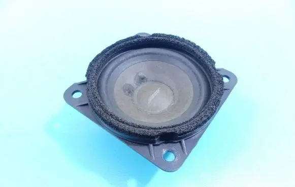 Infiniti QX30 Front door speaker 299647-2010 IMPRK1079371