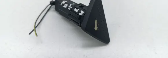 Ford Focus Tailgate opening switch D3LOA 020131