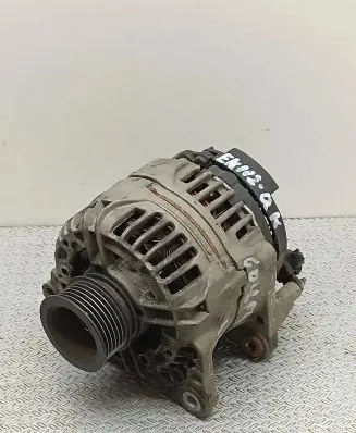 Volkswagen Golf IV Generator/alternator 028903028D 0124325003
