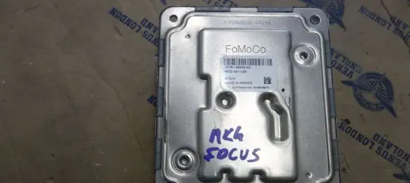 Ford Focus Voltage converter/converter module JX7B138626AG