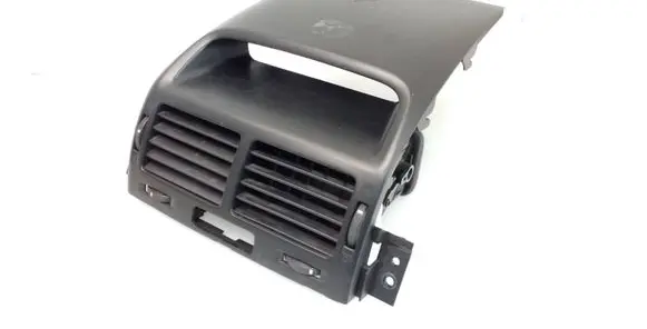 Suzuki Grand Vitara II Dash center air vent grill 7382165J0