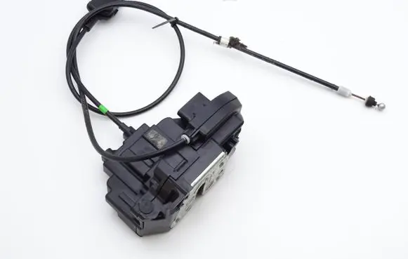 Nissan Micra Front door lock 